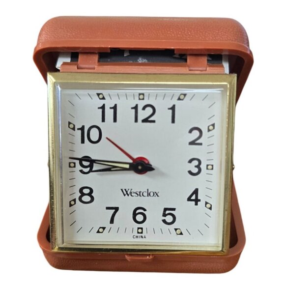 Vintage Westclox Travel Alarm Clock In Compact Brown Case - Picture 2 of 13